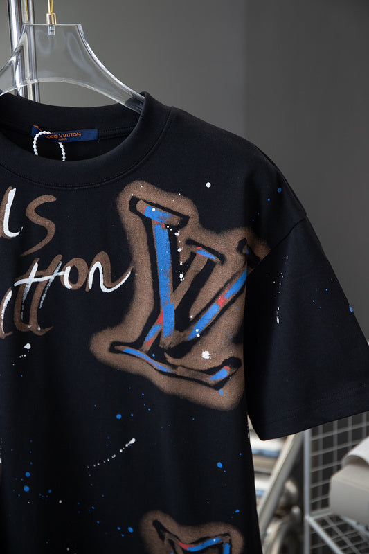 Full styled look of Louis Vuitton cotton t-shirt with tailored silhouette