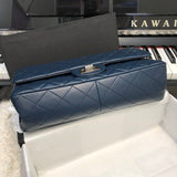  handbag, spacious everyday style, image 2