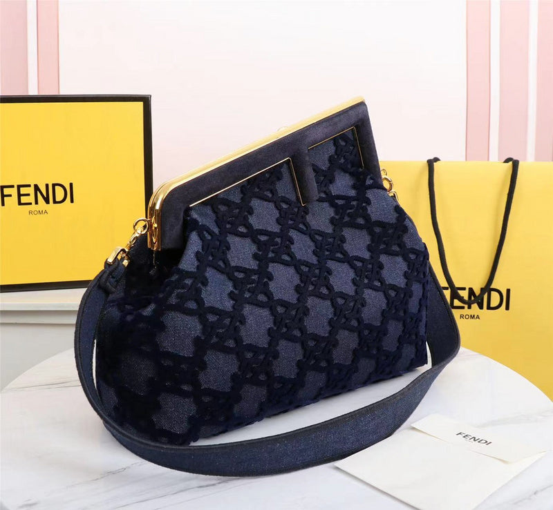 Ziva's Charm handbag – product shot (Standard Size)
