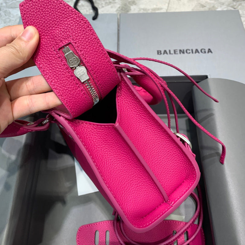 Bold Premium PU Leather Handbag - Premium Craftsmanship Detailing | Women's Designer-Inspired Purse #330 - back view (image 4) of designer-inspired handbag
