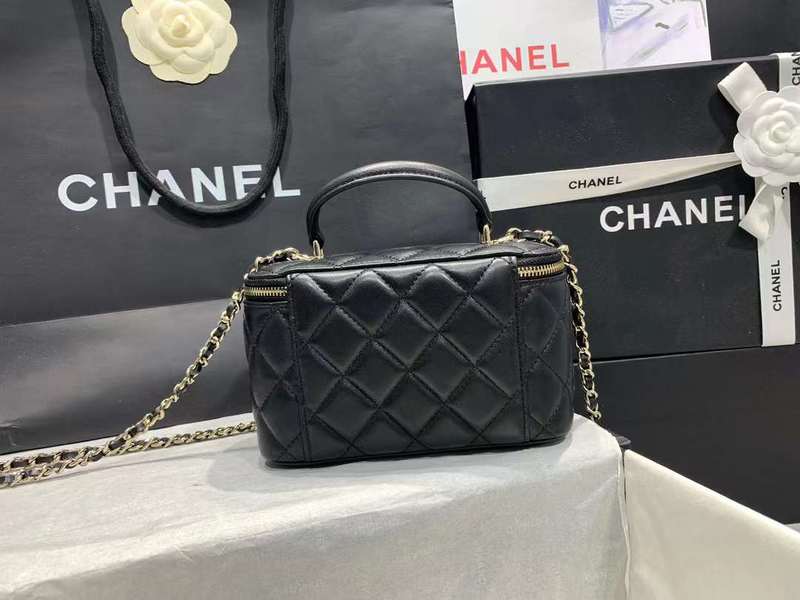 Zivas Charm Refined Structure Designer Handbag (Thoughtfully Structured Design) – Lifestyle Shot