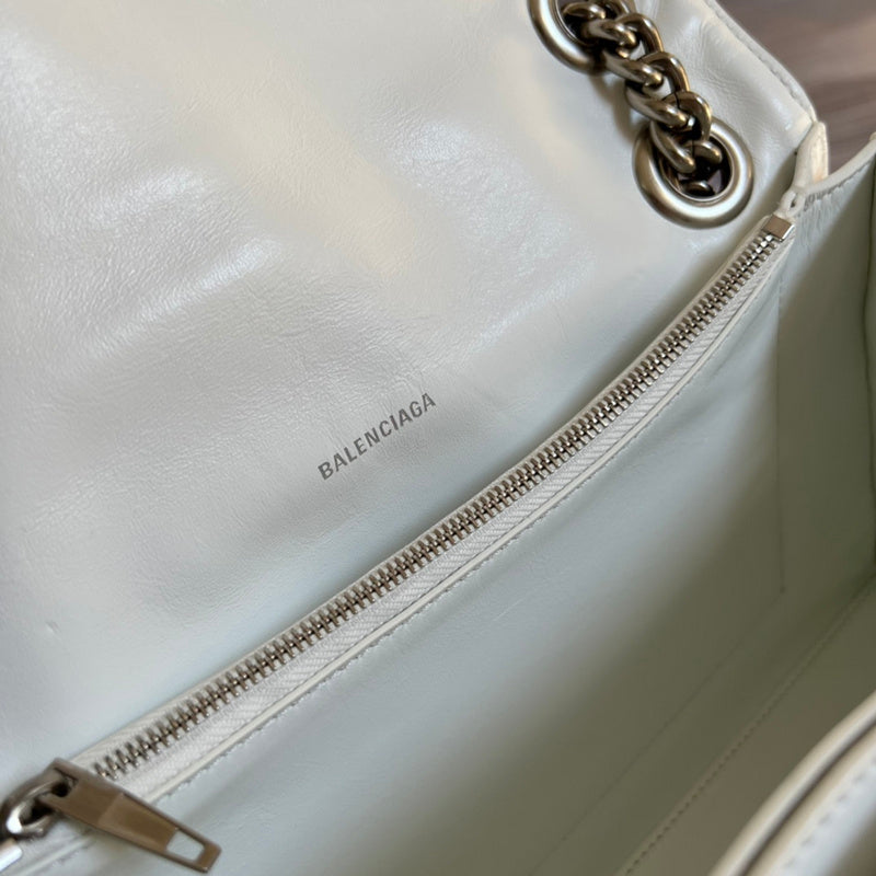 Sleek handbag styled for everyday wear