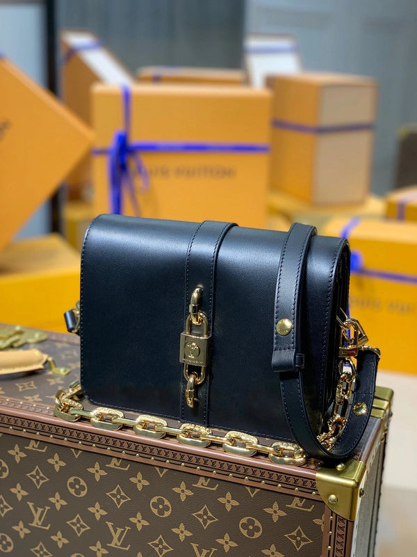 Side profile of chic sleek women's handbag – women's luxury accessory