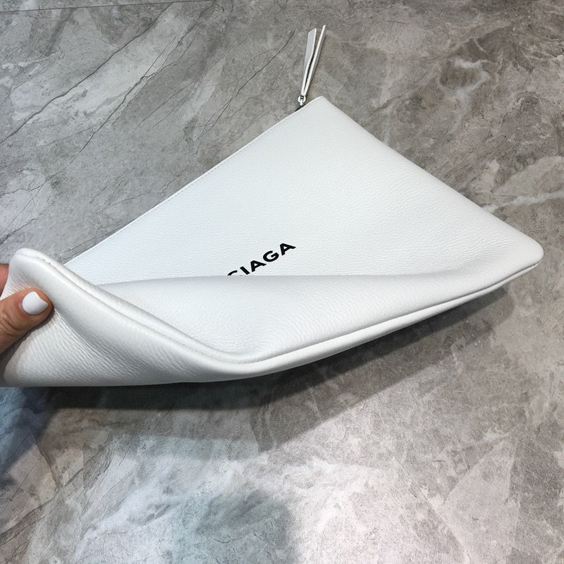 Zivas Charm Modern Edge Statement Handbag (Thoughtfully Structured Design) – Interior View
