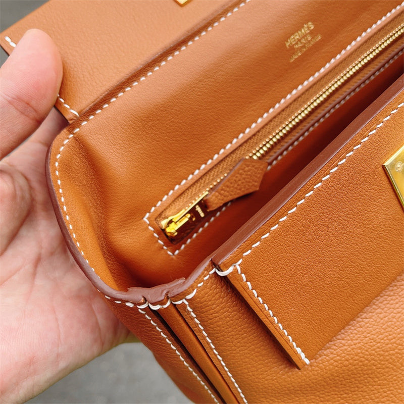 Sophisticated bag women's premium everyday handbag