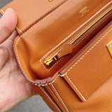 Sophisticated bag women's premium everyday handbag