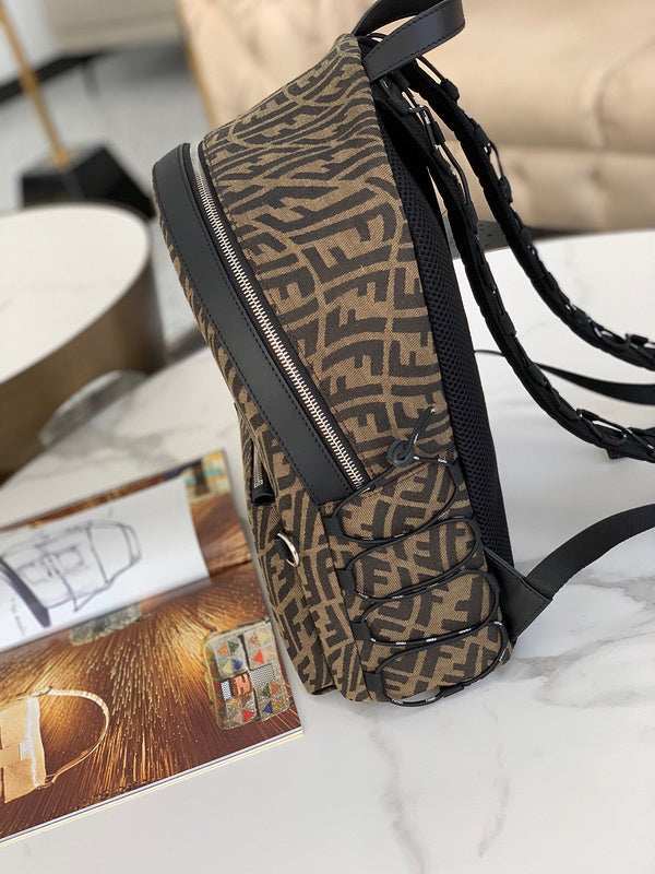 Ziva's Charm handbag – interior view (38cm*32cm*12cm)