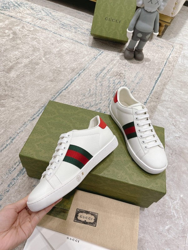 Gucci clean off-white luxury sneakers view 6 padded collar comfort