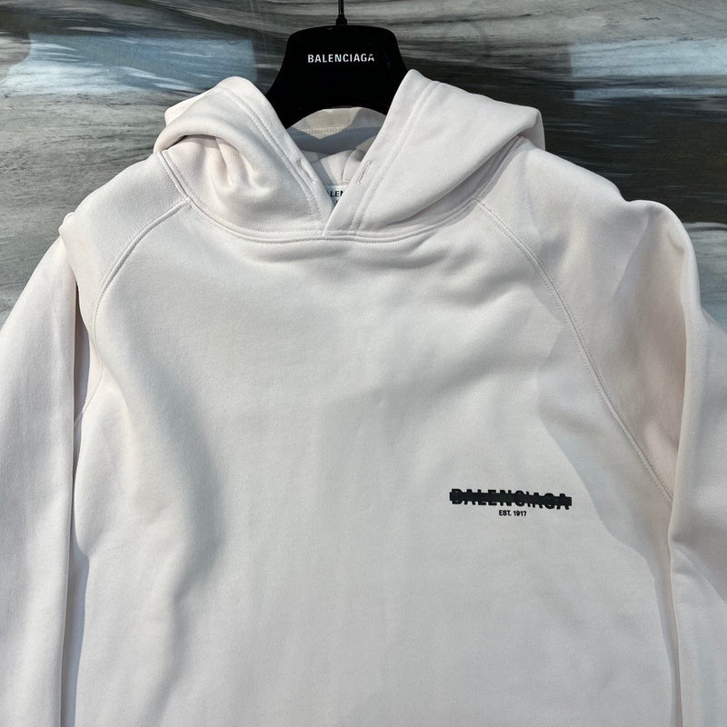 Styling view of Balenciaga luxury piece style No.444