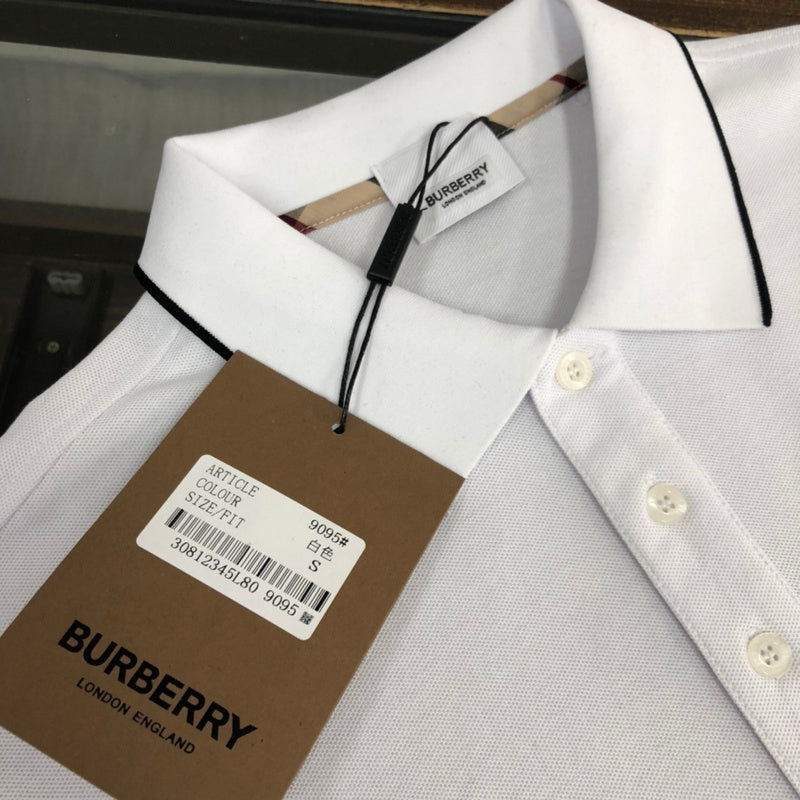 Full styled look of Polo cotton polo shirt with signature branding