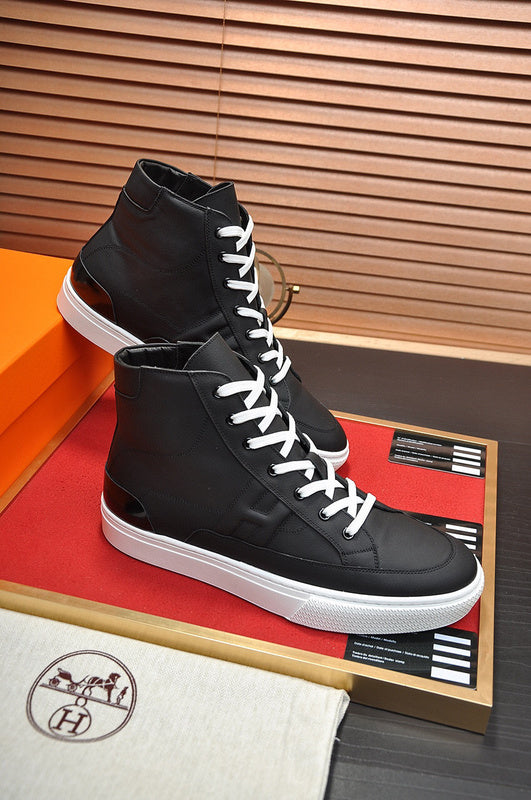 Hermes shoes Style 051 - top view showing design
