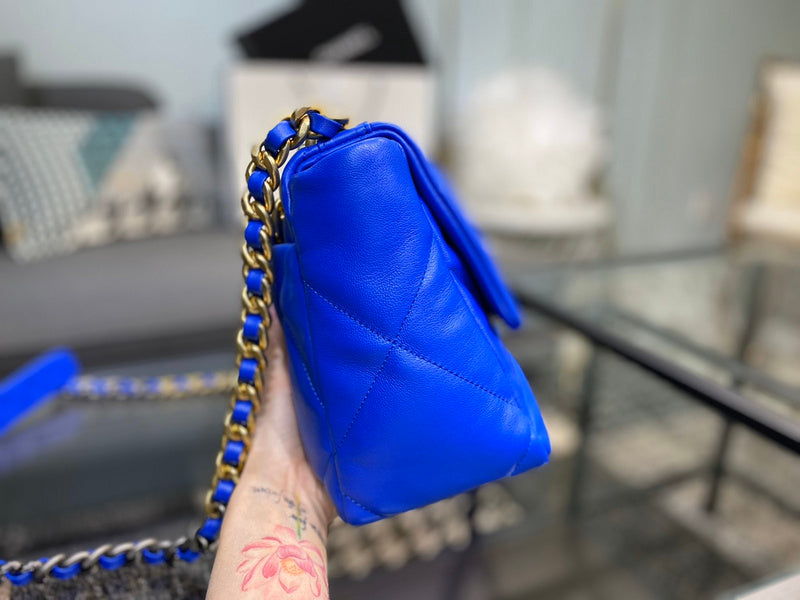 Zivas Charm Signature Style Designer Handbag (Structured Everyday Essential) – Detail View