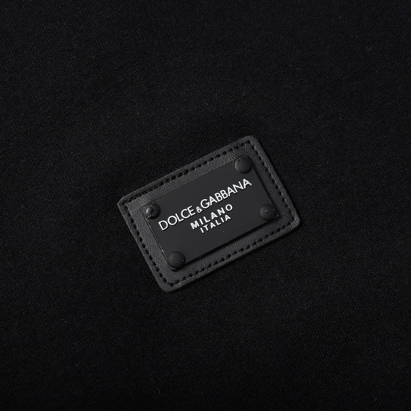 Full styled look of Polo cotton polo shirt with signature branding
