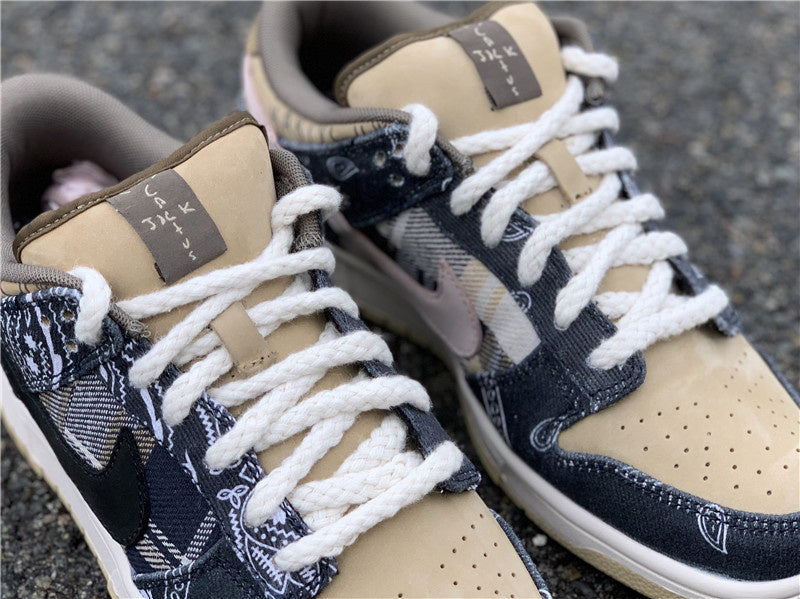 Nike Men's & Women's Premium Designer Sneakers — Style 022 detail view