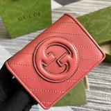 Close-up detail of statement sleek women's handbag – women's luxury accessory