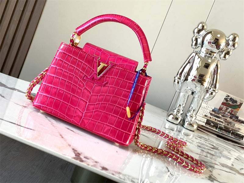  everyday structured bag styled with outfit 18