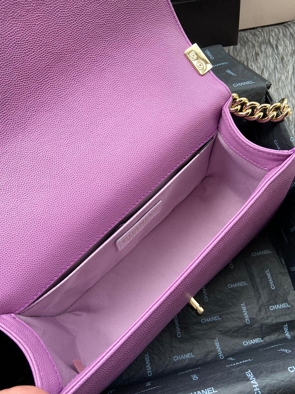  women's handbag, mid design, view 4