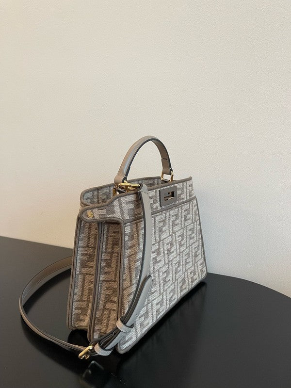 Ziva's Charm handbag – carry view (27cm*21cm*11cm)