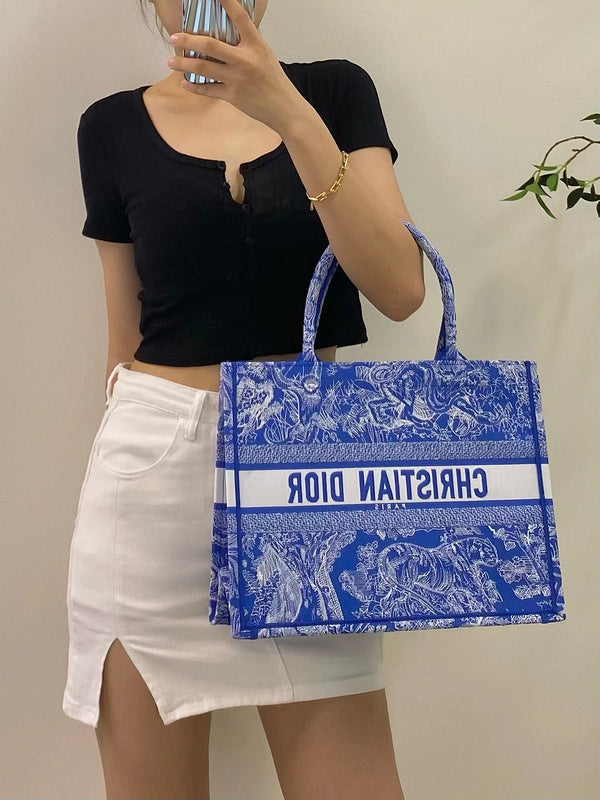 Interior view of classic statement women's handbag – women's premium purse
