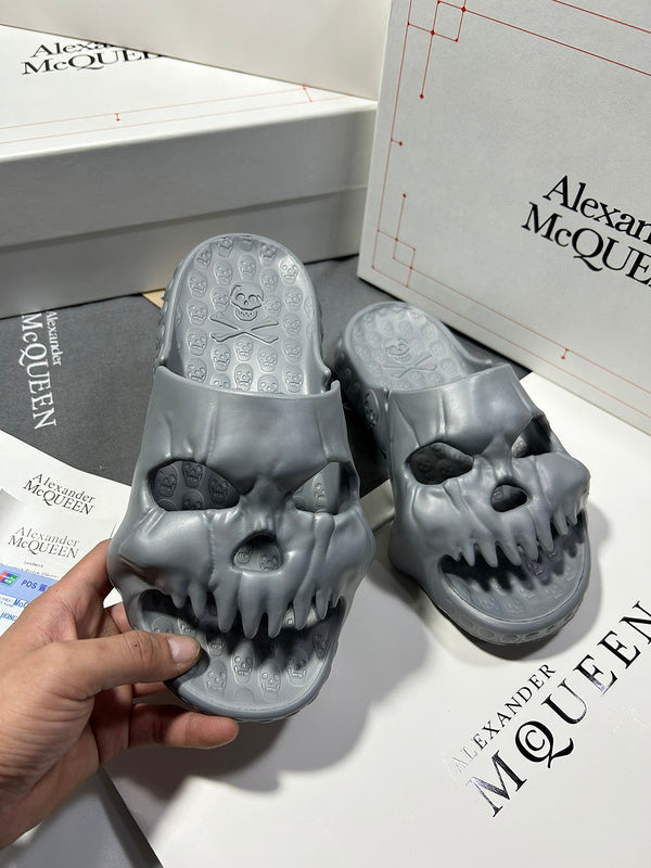 Alexander McQueen shoes Style 012 - back heel detail