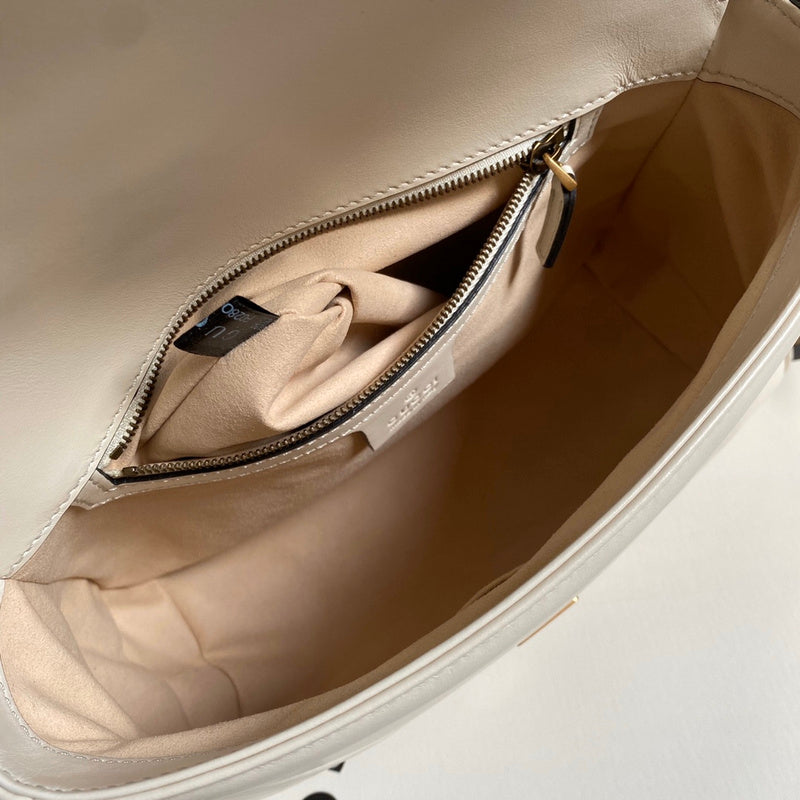Close-up detail of premium sleek women's handbag – women's designer-style accessory