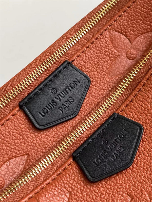  carryall bag interior and compartment view