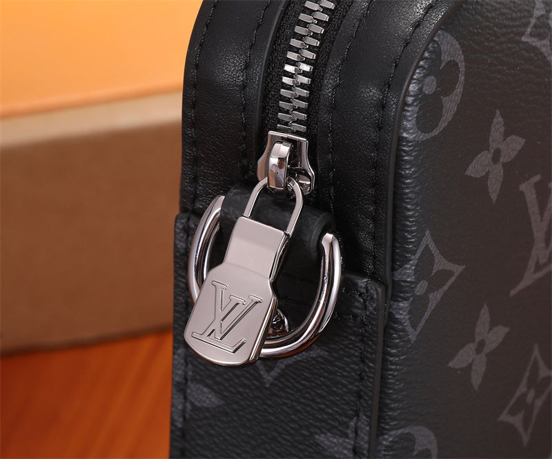  top-handle bag close-up of hardware and finish