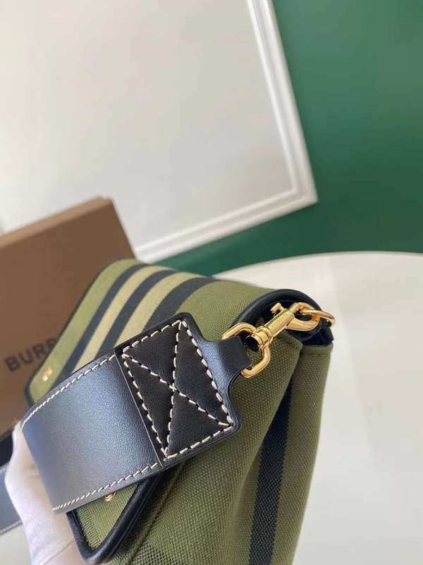 Ziva's Charm handbag – interior view (one versatile size)