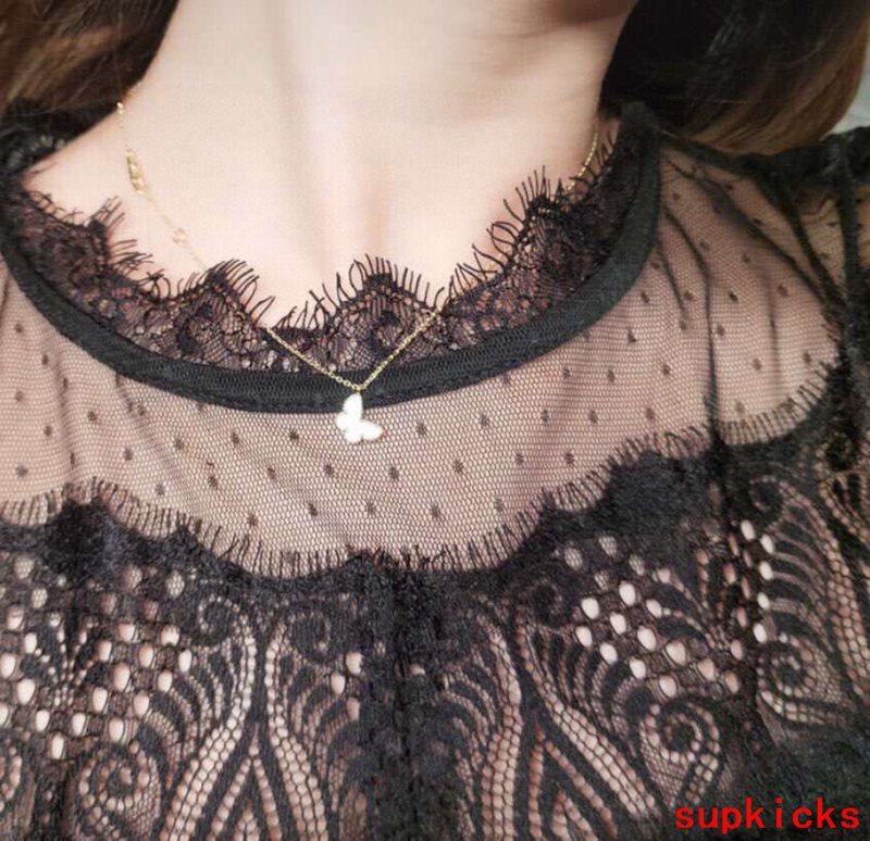 Close-up detail view of Van Cleef & Arpels unisex jewelry piece