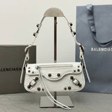 Zivas Charm Effortless Elegance Statement Handbag (Effortless Style Upgrade) – Lifestyle Shot