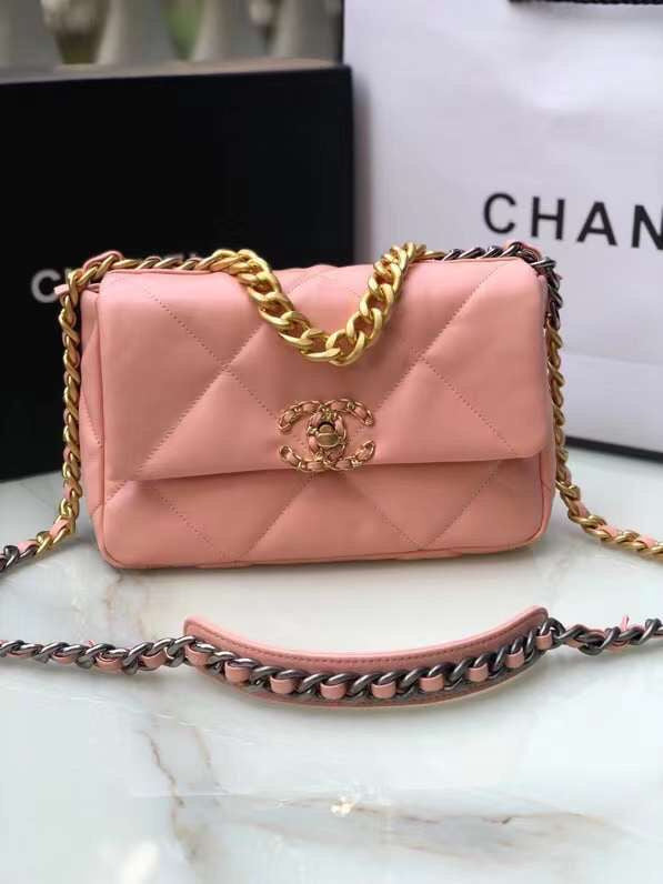  women's handbag, mid design, view 1