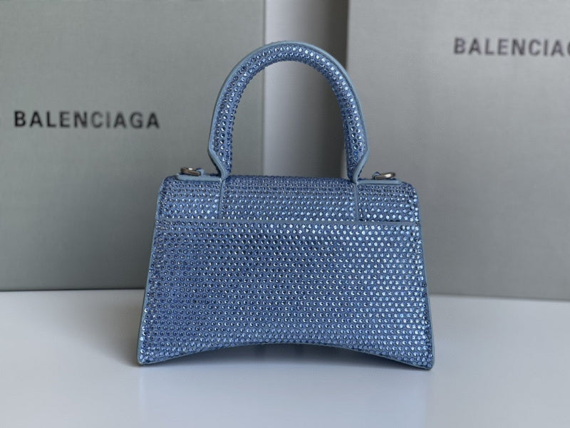 Zivas Charm Classic Sensibility Statement Handbag (Everyday Luxury Essential) – Lifestyle Shot