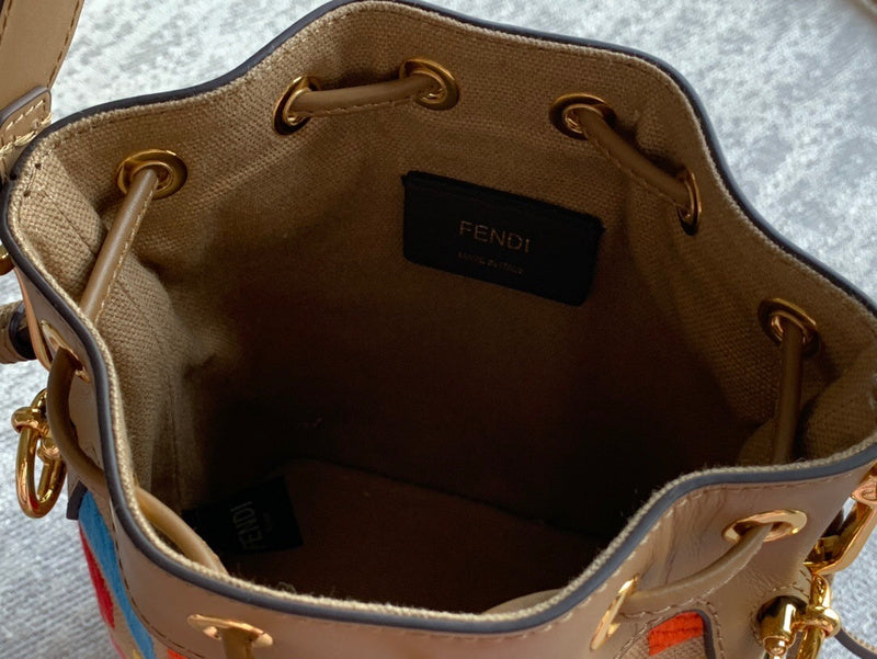 Ziva's Charm handbag – carry view (12cm*10cm*18cm)