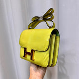  carryall bag interior and compartment view 9