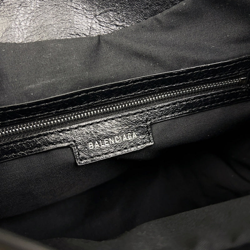 Zivas Charm Effortless Elegance Fashion Handbag (Timeless Wardrobe Addition) – Lifestyle Shot