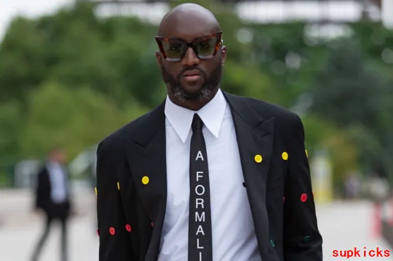 Front view of Louis Vuitton unisex sunglasses