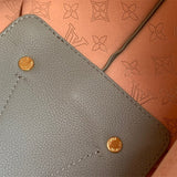  elegant shoulder bag styled with outfit
