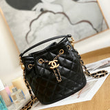  women's handbag, mid design, view 1