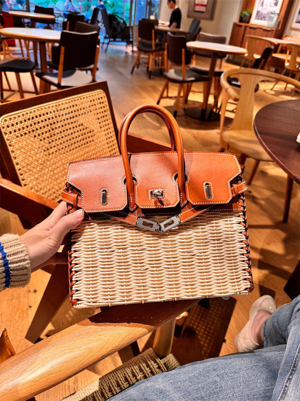  carryall bag interior and compartment view 9