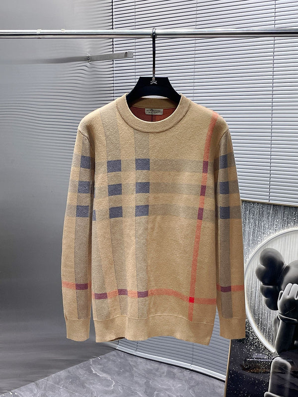 Front view of Burberry luxury piece style No.373