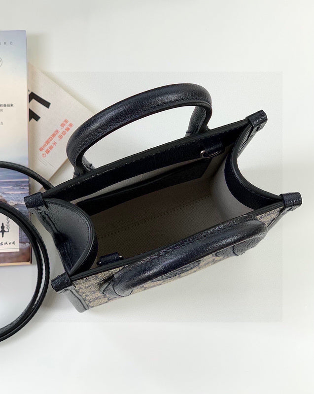 Top view of signature everyday-luxe women's handbag – women's premium purse