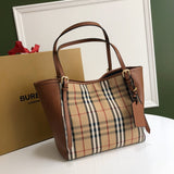 Ziva's Charm handbag – front view (one versatile size)