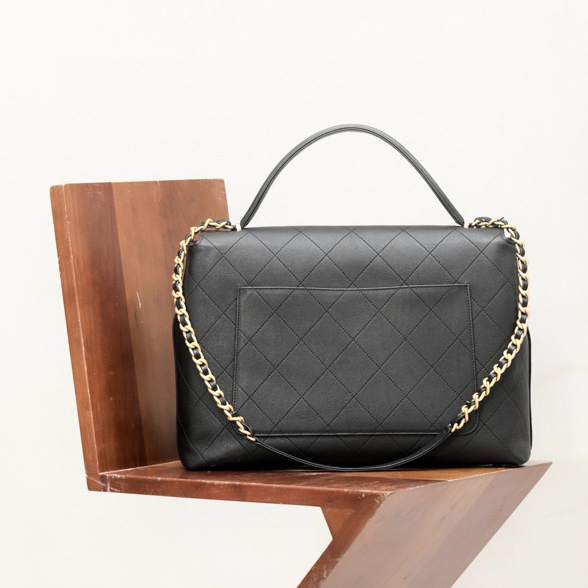 Chanel 25S Large Bag – luxury designer bag at Bellvora