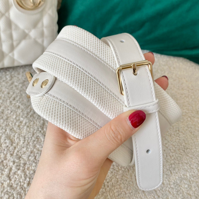 Side profile of everyday-luxe classic women's handbag – women's statement bag