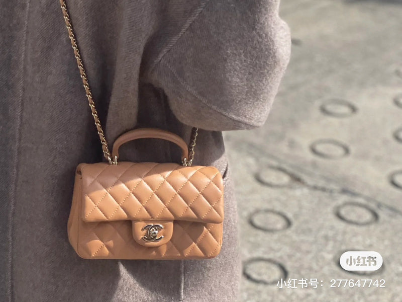 women's handbag, versatile design, view 6