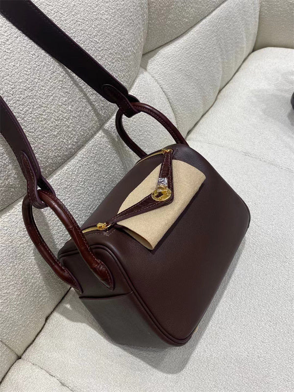  satchel interior and compartment view 9