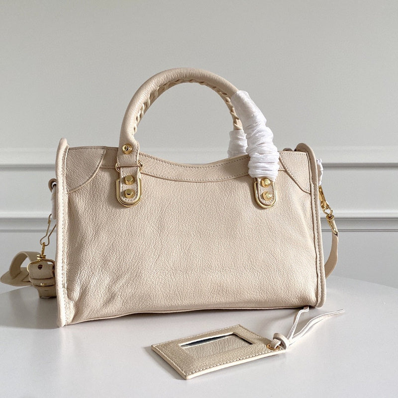 Zivas Charm Sleek Silhouette Statement Handbag (Premium Everyday Carry) – Full Silhouette