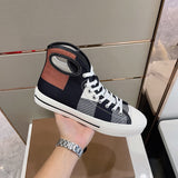 Burberry shoes Style 184 - back heel detail