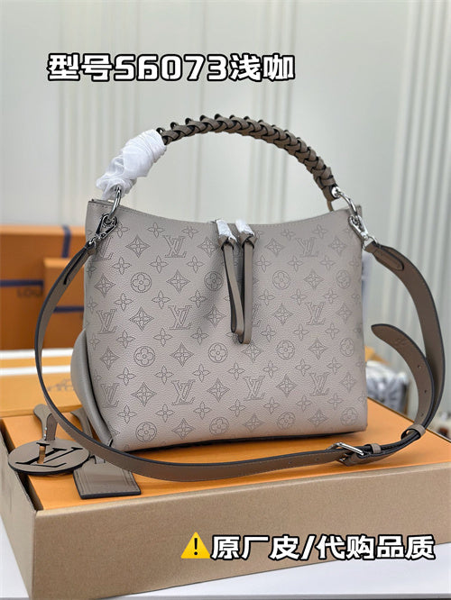  sophisticated shoulder bag styled with outfit 12