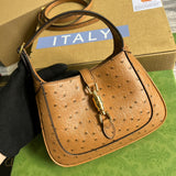 Handle and strap detail of refined signature women's handbag – women's luxury accessory